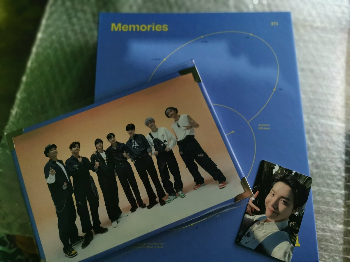 Ramae_V's tweet photo. Dahil hinihintay si Hobi, umuwi siya from Memo 2021 ๐คฃ๐คฃ
Thanks @SeoulStashPH ๐ https://t.co/RjxoLijEL3