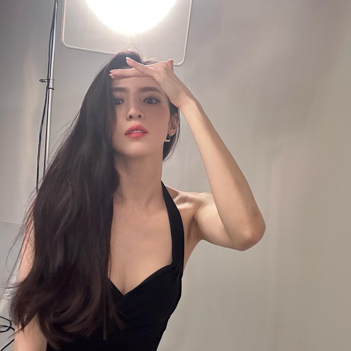 jtbclovee's tweet image. JENNIFER FROM THE US YALL