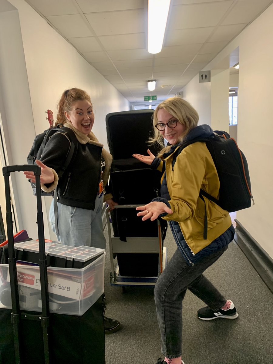 DrakeMusicScot's tweet photo. Our #awardwinning Figurenotes team are off to Preston Street Primary for a fun music making session. Some lucky P4’s will be having a brilliant time! #PlayInThreeDays #ICanPlayMusic #WednesdayMotivation #Figurenotes #Fun #Ukelele https://t.co/nPgVawmIsr