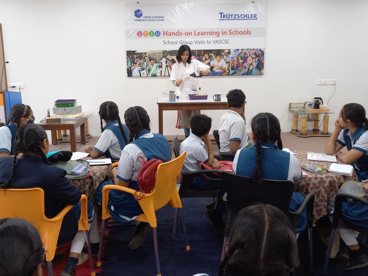 vascsc's tweet photo. #Support from @itstrueSpinning #GroupVisits #conducted by VASCSC, wherein 96 students of Standard 8 and 9 along with 3 teachers from SKUM #school #participated
#STEM #handsonactivities #sciencemathematicsdemonstrations #resourcematerial #takeaway educational purpose. https://t.co/wbI9f8fagb