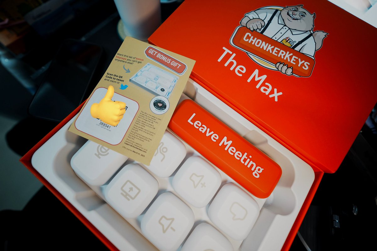 iNPDesign's tweet photo. So excited to receive my @chonkerkeys!! https://t.co/DuGmlriRLi https://t.co/rHmfkgvPiN