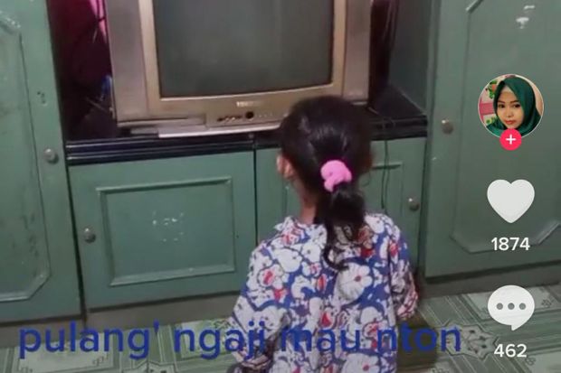 Rahmaaa134's tweet photo. Jujur sedih sihh niatnya ngurangin maen henpon malah ga isa nonton tv juga #KembalikanTVAnalog
dipaksa beli STB https://t.co/huI8Wt73VP