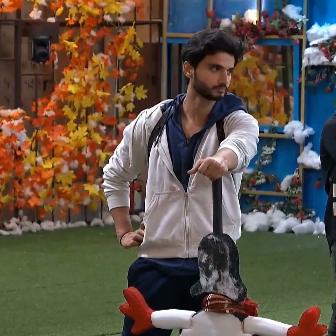 Marinasofficial's tweet photo. Let's do this again! Keep voting ,loving &amp; supporting him like you always do! 🗳️🗳️
#TheRiseOfROHIT
#rohit
#westandforrohit

.
#starmaa #disneyplushotstar @starmaa @disneyplushstel #bigboss #bigboss6teluguofficial #bigboss6telugu https://t.co/ECtqq76J8w