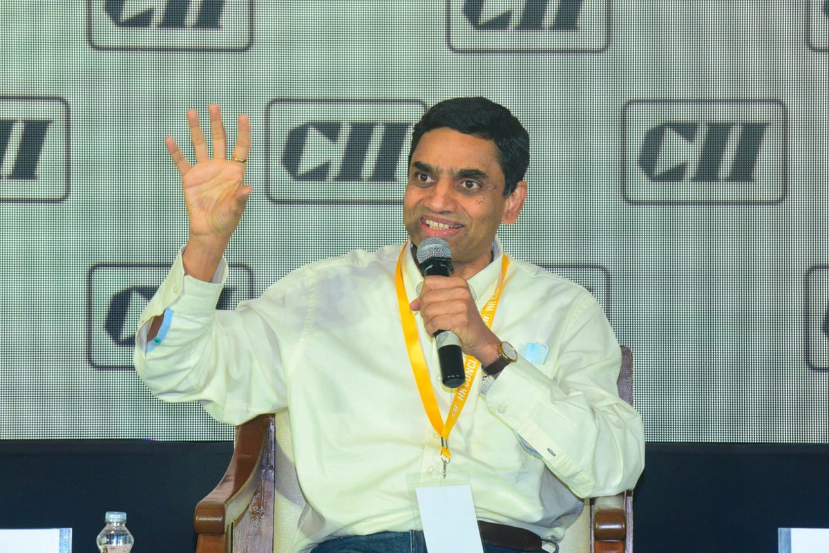 'EVP will change based on what people need, their expectations. It is all the offerings you do that people se and that has to reflect on your EVP'

-Krish Shankar
Group Head HR
Infosys

#CIIHRConclave22 #humanresources #culture #hr #people #chro #hrconference #peopleandculture