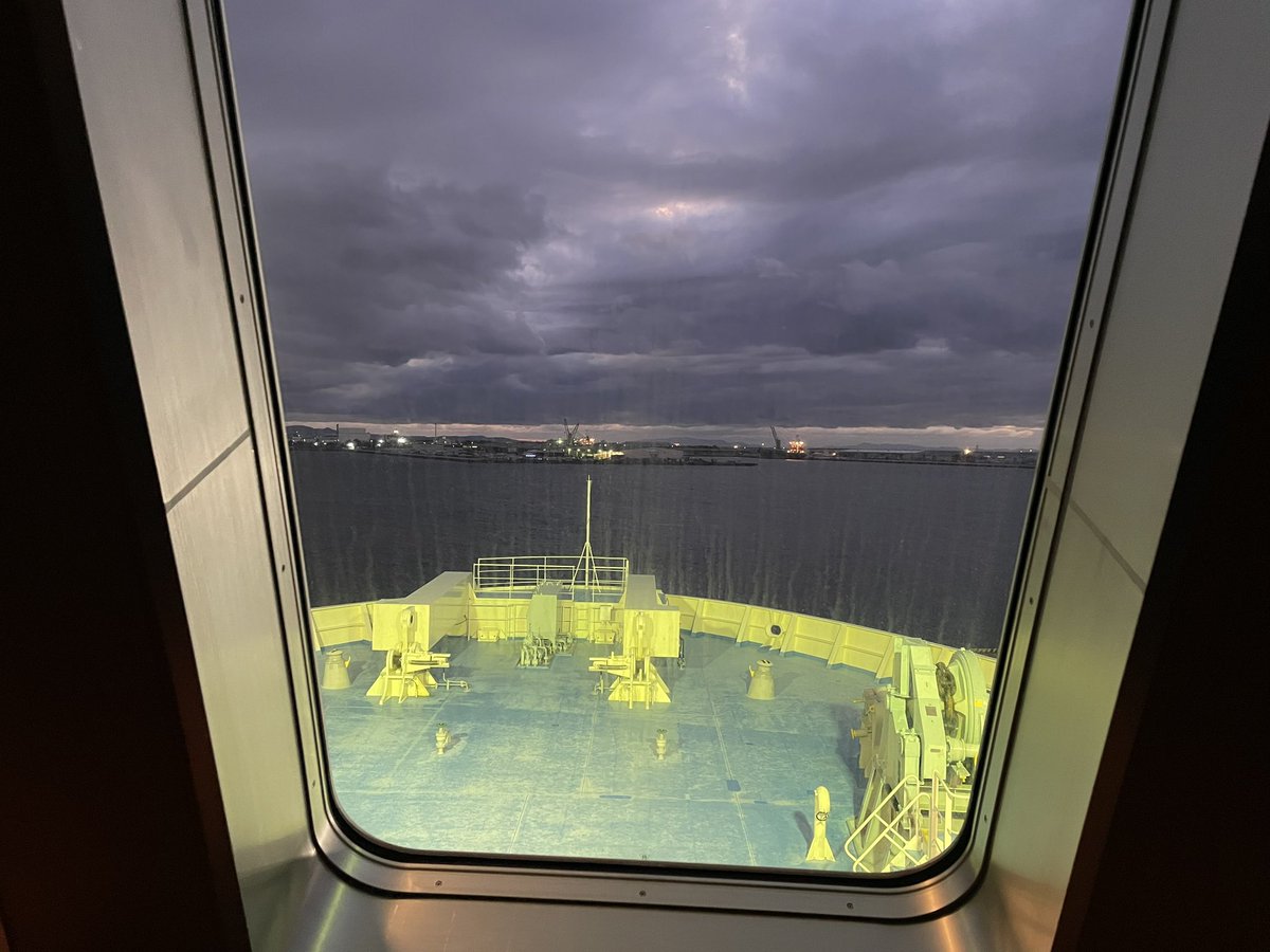 ぷらっと、北九まで行ってきます。目的？関門海峡で船見のみです🚢