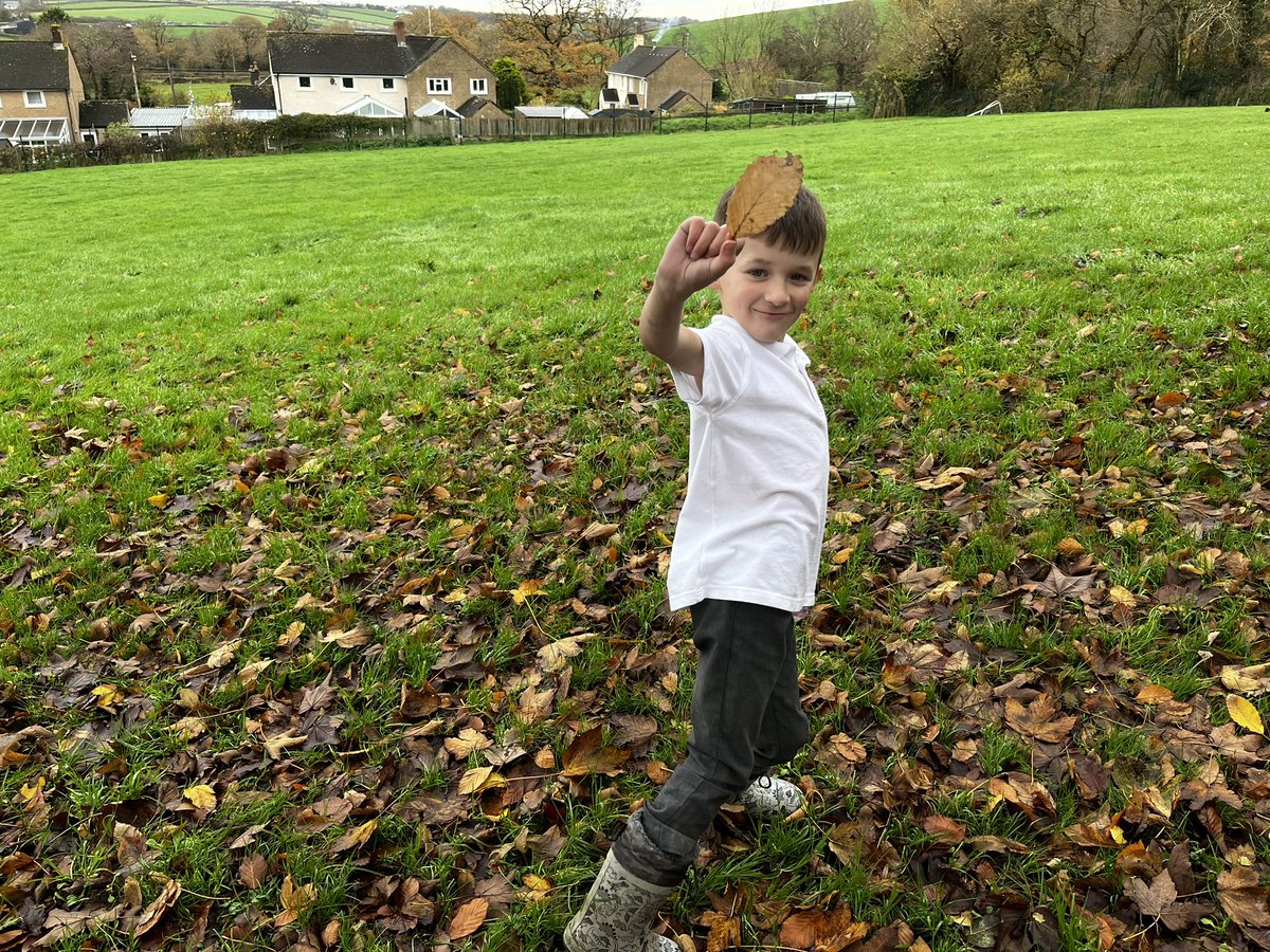Our Outdoor Explorers are really enjoying using our wonderful field to create projects and learn about wildlife! <a href="/AlumnisMulti/">Alumnis Multi-Academy Trust</a> #C360