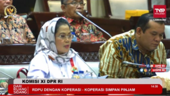 syiarkoperasi's tweet photo. terima kasih Ibu Sri DEKOPIN (Dewan Koperasi Indonesia) yang mendukung penuh pengawasan koperasi oleh KEMENKOP bukan OJK

#DukungKSPtetapdiKemenkop https://t.co/RxbDuOLmb7