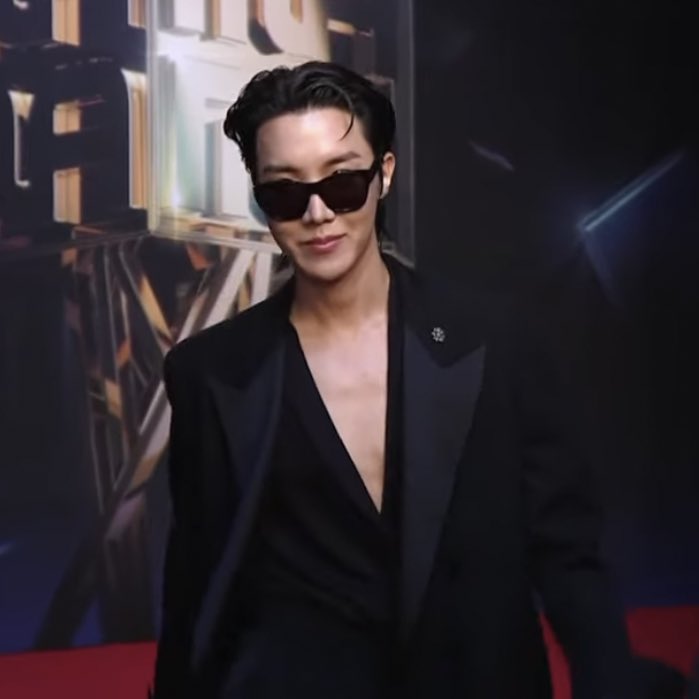 thehobiprint's tweet image. NO MERCY FOR US JUNG HOSEOK..