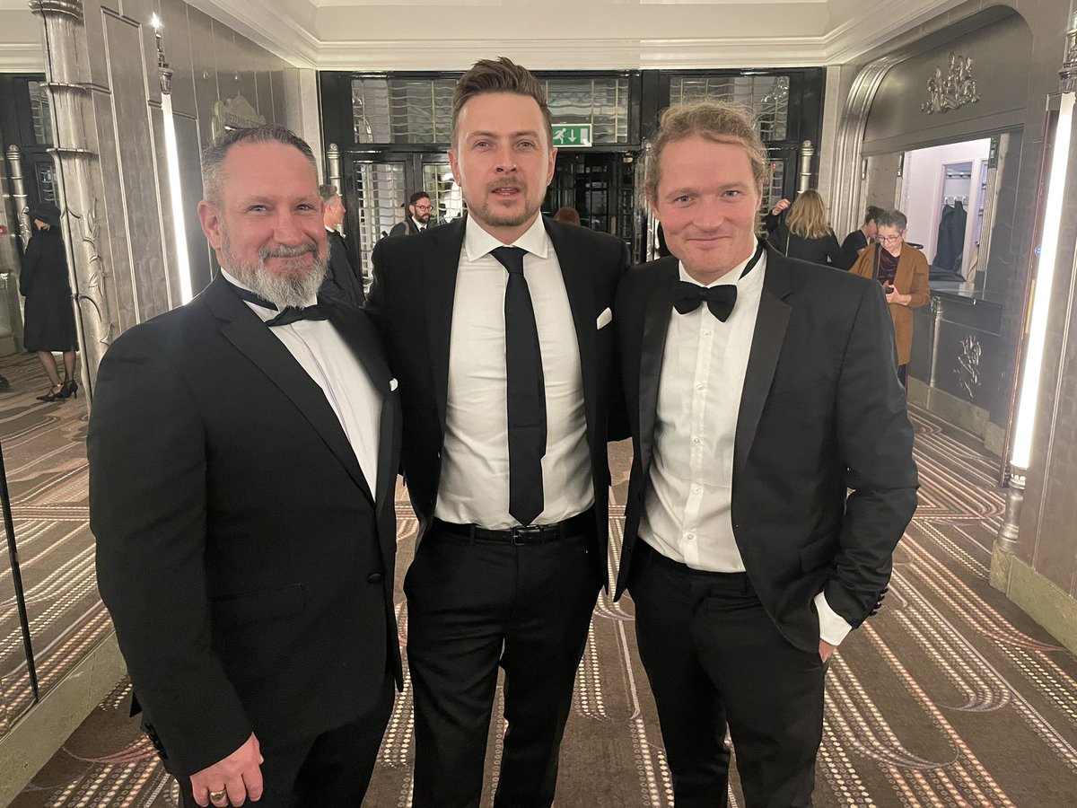 Chris Cunningham (@cunninghamcsky) on Twitter photo So proud of our whole team! They’re the best in the business and it’s an honour to run around telling these incredible stories with them!
<a href="/AlexCrawfordSky/">Alex Crawford</a> <a href="/artlysak/">Artem Lysak</a> Jake Britton Jake Jacobs and the Mishas ♥️
Our piece from Lysychansk for <a href="/SkyNews/">Sky News</a>:
youtu.be/Ibdo5msrqbw So proud of our whole team! They’re the best in the business and it’s an honour to run around telling these incredible stories with them!
<a href="/AlexCrawfordSky/">Alex Crawford</a> <a href="/artlysak/">Artem Lysak</a> Jake Britton Jake Jacobs and the Mishas ♥️
Our piece from Lysychansk for <a href="/SkyNews/">Sky News</a>:
youtu.be/Ibdo5msrqbw