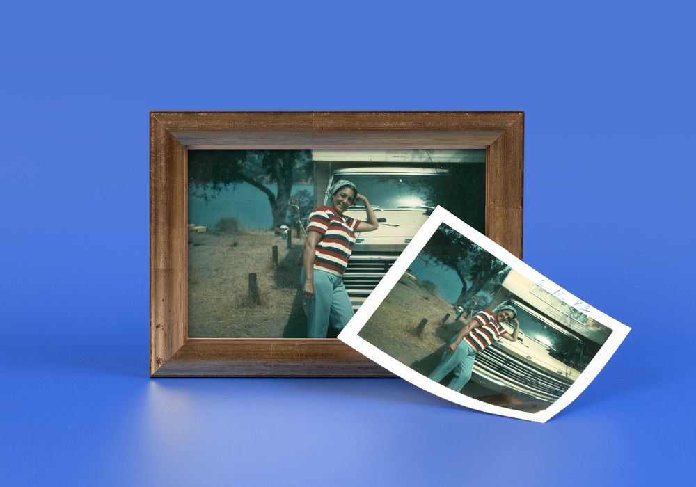 New service! Expert scanning of your loose photos to archive, share, combine and print your most cherished memories. Order your own keep-safe box or buy as a gift! point101.com/loose_photos/