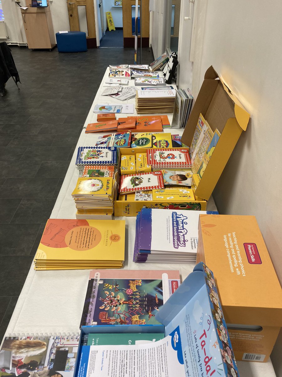 NewWaveFed's tweet image. An insightful day awaits us at the @wave_english showcase today 📚

The team will be exploring how we move from phonics to fluency.

#NWFed #Phonics