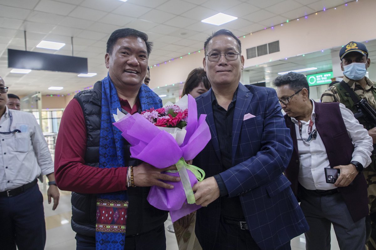 Always a great feeling to get the warmth & affection of Hon CM of Manipur Shri @NBirenSingh Ji. Today he, along with Cabinet Colleagues, Hon MLA & BJP karyakartas received us as we landed at enchanting Imphal to attend closing ceremony of Sangai festival 2022. Humbling 🙏