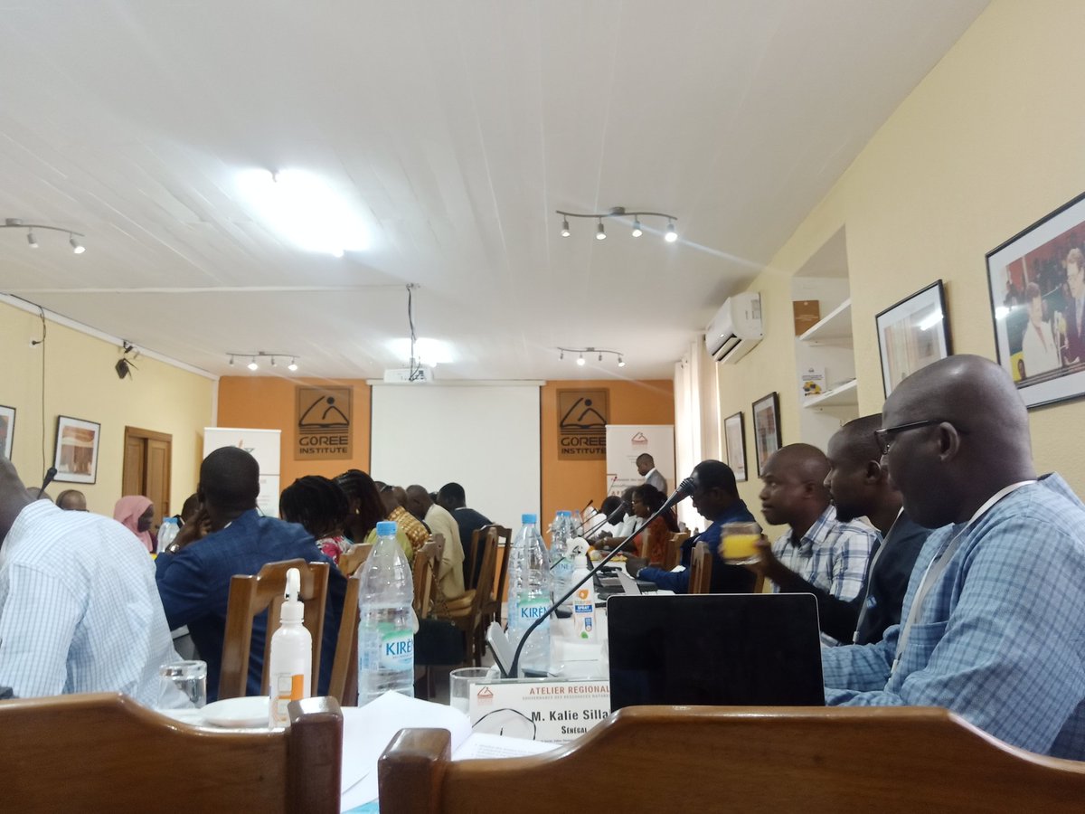 guissey's tweet photo. Atelier régional sur la gouvernance des ressources naturelles. Place à la 2e journée des travaux #Kebetu #Thepowerofdialogue @GoreeInstitute https://t.co/DnH1a23m9q