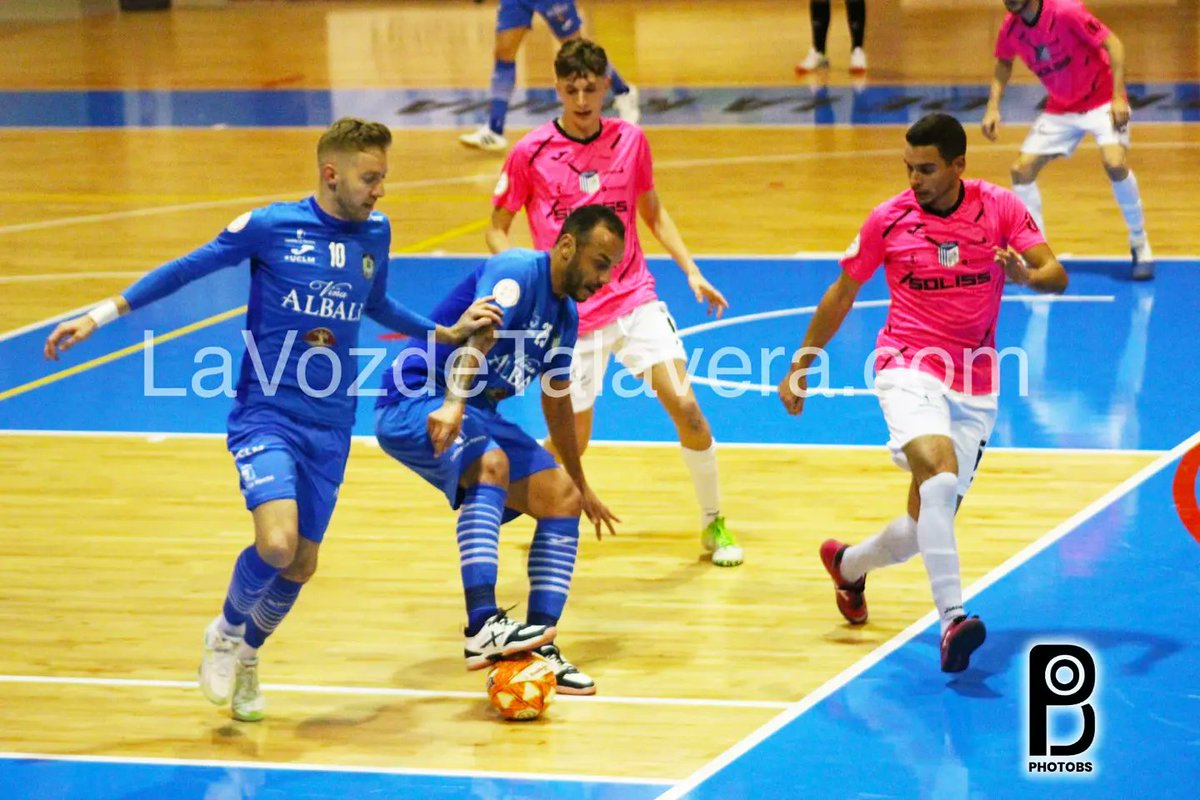 Photobs1's tweet photo. @FS_Talavera VS @VinaAlbaliFS 
Más información sobre el partido de la semifinal de la copa de castilla la mancha en @lavozdetalavera ⚽📷⚙️

https://t.co/IoHdBJAXvv https://t.co/s5XUrDxUl2