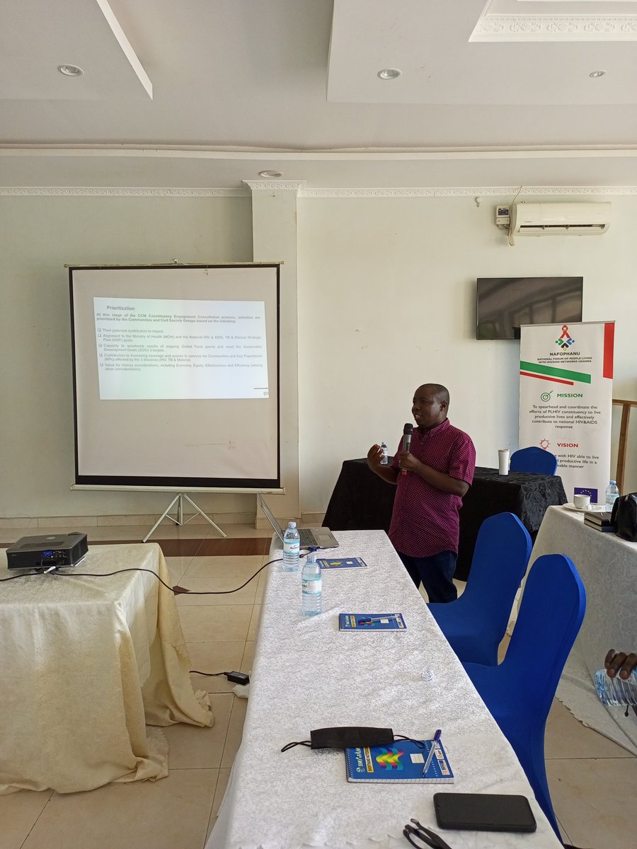 NAFOPHANU's tweet photo. With support from @GlobalFund we have organised the PLHIV constituency engagement meeting in preparation for the NFM4 writing process

Our consultant Balaam takes participants through key priorities &amp; interventions for the community
#BeyondMyPill
#TogetherforaPositiveDifference https://t.co/h72gqjxXLL