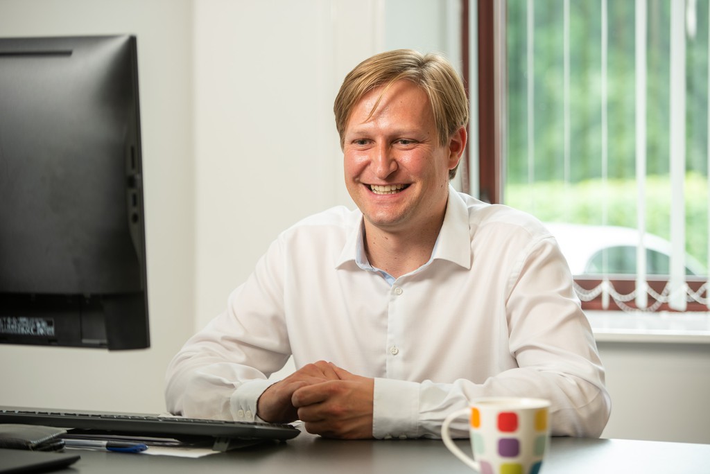 As an independent #polymer distributor, competing against major pan-Europeans, our #Glasgow-based company made a significant change to the UK market, with a flexible &amp; focused service

Read 👉 lttr.ai/20ya

<a href="/TheBPF/">British Plastics Federation</a> <a href="/PlastikCity_UK/">PlastikCity</a> @sallylbailey <a href="/prwnews/">PRWNews</a> @CorpLiveWire