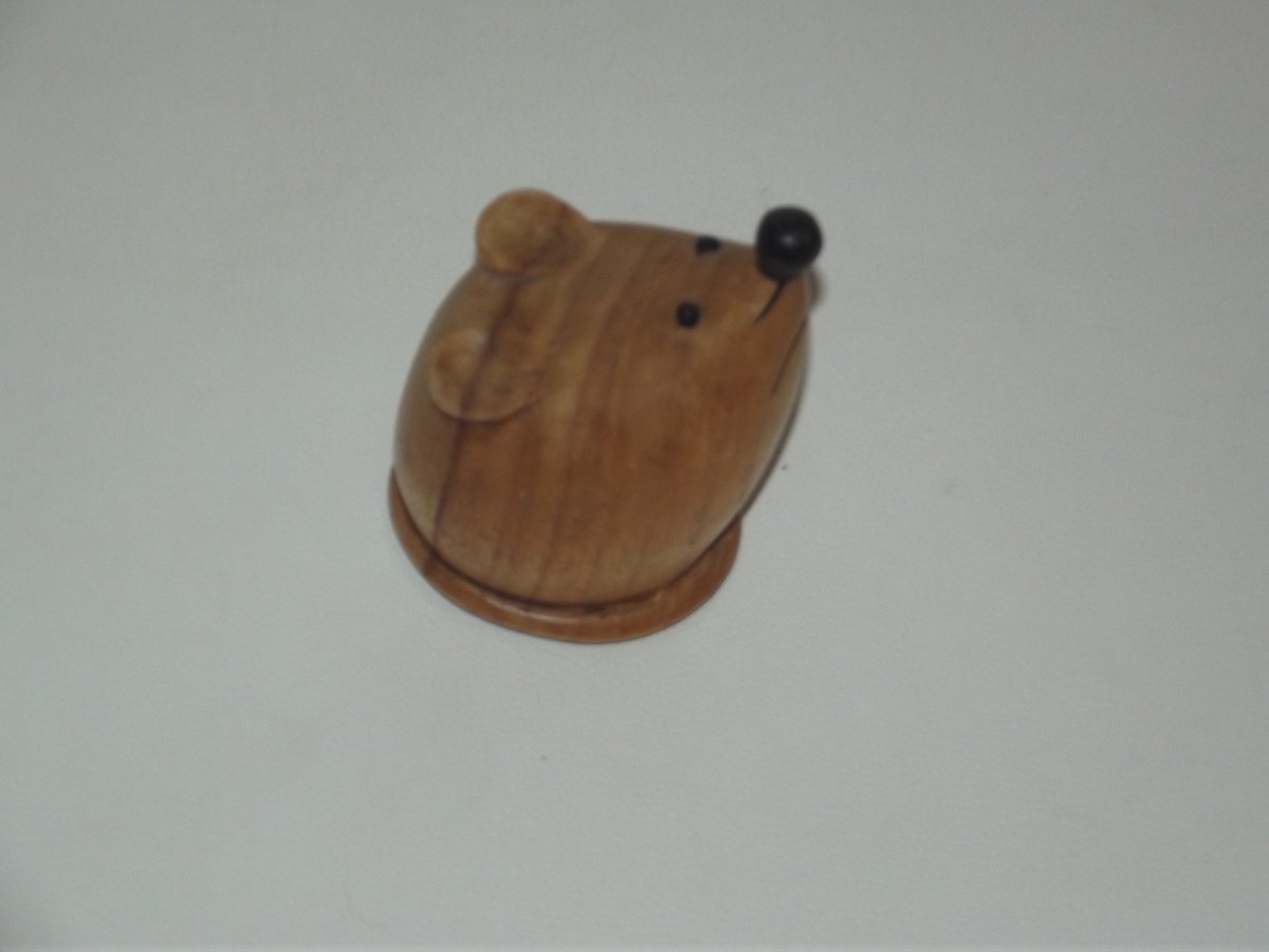 Thanks for the kind words! ★★★★★ 'So cute. Absolutely love my mouse.' BETSY-ANN DOYLE etsy.me/3XGVeJP #etsy #birthday #christmas #black #woodmouse #woodenmouse #vintagemouse #ornamentalmouse #mouseornament #decoartivemouse