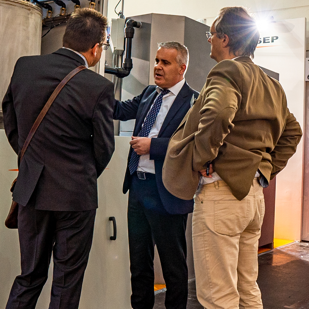 vitrosep's tweet photo. ¡La FERIA @GlasstechMexico 2022 ya está aquí!👏 ¡Venga a visitarnos en el stand AE14 y descubre todas las novedades que @vitrosep  está desarrollando para el tratamiento de aguas de canteado y biselado para las industrias del vidrio y óptica💦

#vitrosep #glasstechmexico https://t.co/IrEmWTej31
