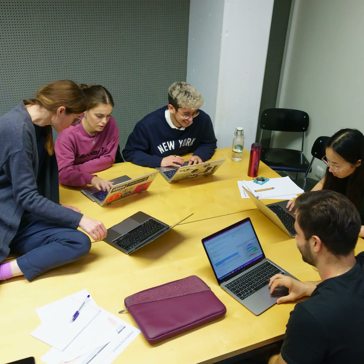 What a success! 🎉
Thank you for joining the CDS Risk Hackathon! We are amazed at all the produced data visualizations and the interesting questions that were brought up 😊