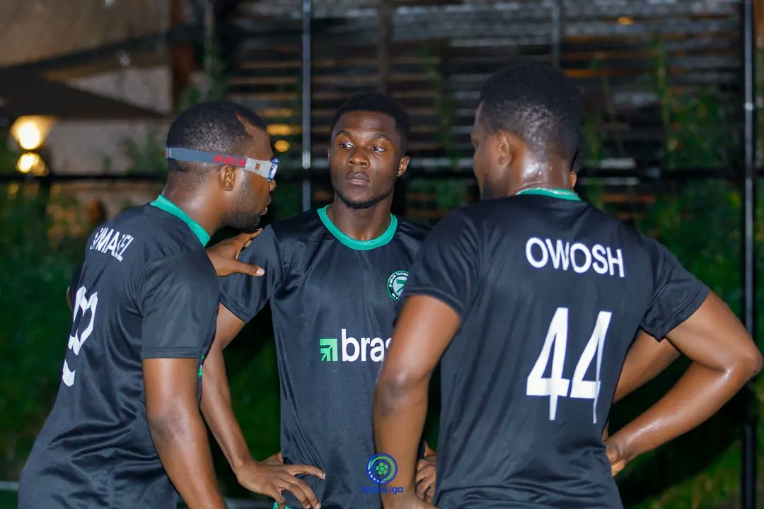 SociaLiga Football League (@socialigafl) on Twitter photo Team Brass <a href="/insidebrass/">Inside Brass</a> vs Team VFD <a href="/VFDGroup/">VFD Group Plc</a> was an entertaining encounter 🙌🏿
#SLCorporateLeague Team Brass <a href="/insidebrass/">Inside Brass</a> vs Team VFD <a href="/VFDGroup/">VFD Group Plc</a> was an entertaining encounter 🙌🏿
#SLCorporateLeague