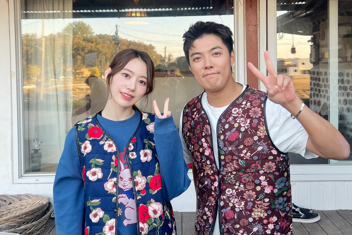le_sserafim's tweet photo. [#오늘의르세라핌]
221130 @ 겁도없꾸라

#LE_SSERAFIM #르세라핌
#SAKURA #사쿠라 https://t.co/qHW3Bdbc0U