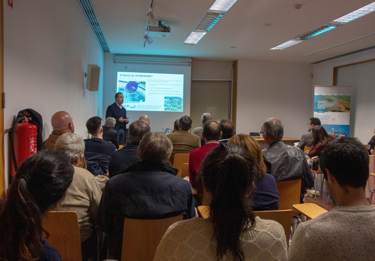 Esmeralda Pereira (@eper7) on Twitter photo A remarkable day for the management and conservation of the Atlantic Salmon’s! The final seminar of #SALMONLINK_project, provided a unique opportunity to share knowledge and consolidate a network of partnerships.<a href="/univdeevora/">Universidade Évora</a>,@MARE_centre, <a href="/NASCO_Sec/">North Atlantic Salmon Conservation Organization</a> A remarkable day for the management and conservation of the Atlantic Salmon’s! The final seminar of #SALMONLINK_project, provided a unique opportunity to share knowledge and consolidate a network of partnerships.<a href="/univdeevora/">Universidade Évora</a>,@MARE_centre, <a href="/NASCO_Sec/">North Atlantic Salmon Conservation Organization</a>