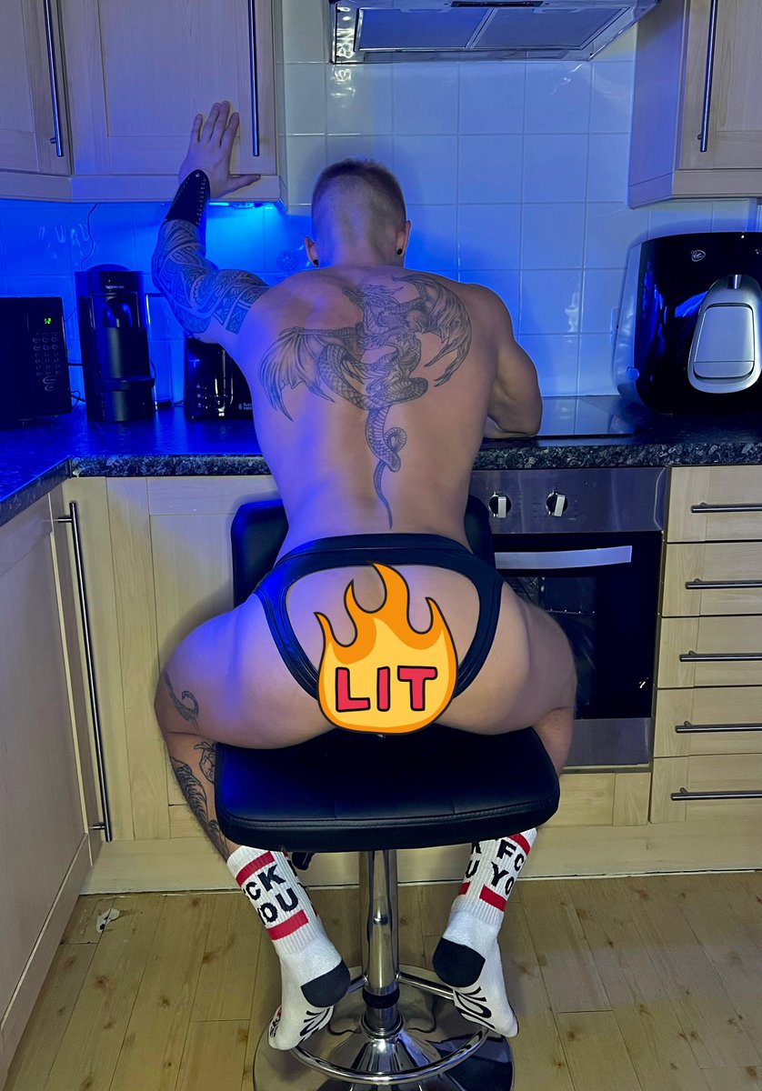 anubis_ldn's tweet photo. Help me to decide😏 text me there: https://t.co/TkghnO8Vao 😏 #muscle #gay #bubblebut #tattoo #sexy @1PacoFL @PeterGermanyXXX
@MrScarcity @LuukLuke
@ManHunter6969 @alphablackon
@FrenchGaymer @ShabazzFan
@ddymaster @uncuttool
@goldenpornxxx @pman43
@GayPorn_xx1 @purelygayporn https://t.co/9MrDSGoURz