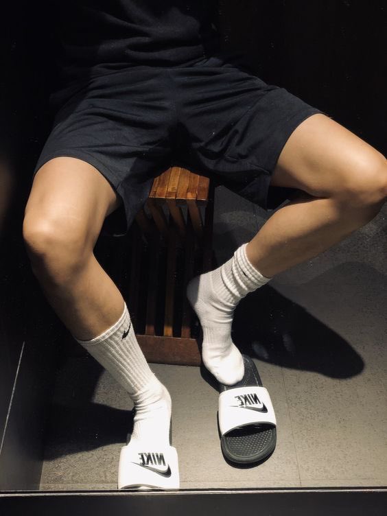 hdxb2022's tweet photo. Relax ⚽️ https://t.co/Kaz6ZQBBF3