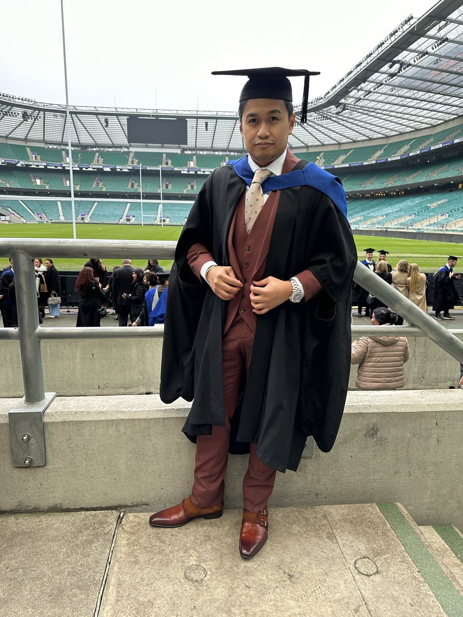 AceEcho's tweet photo. From graduand to a graduateโฆhonoured to be an alumnus of the top modern university in the UK, @UniWestLondon providing outstanding higher education since 1860. #MBA #withDistinction #London #UnitedKingdom #UAE #Dubai #UWLRak #2022 https://t.co/CCuQDNLghw