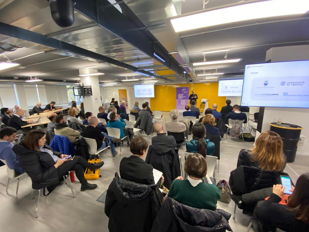 HIT_trentino's tweet photo. 👉🙌 Al via l'evento finale della Public #AIchallenge! Quale sarà il migliore progetto di #innovazione nel campo dell'intelligenza artificiale per la pubblica amministrazione trentina? Stay tuned! 🎧🏅 https://t.co/7amnKACvPc