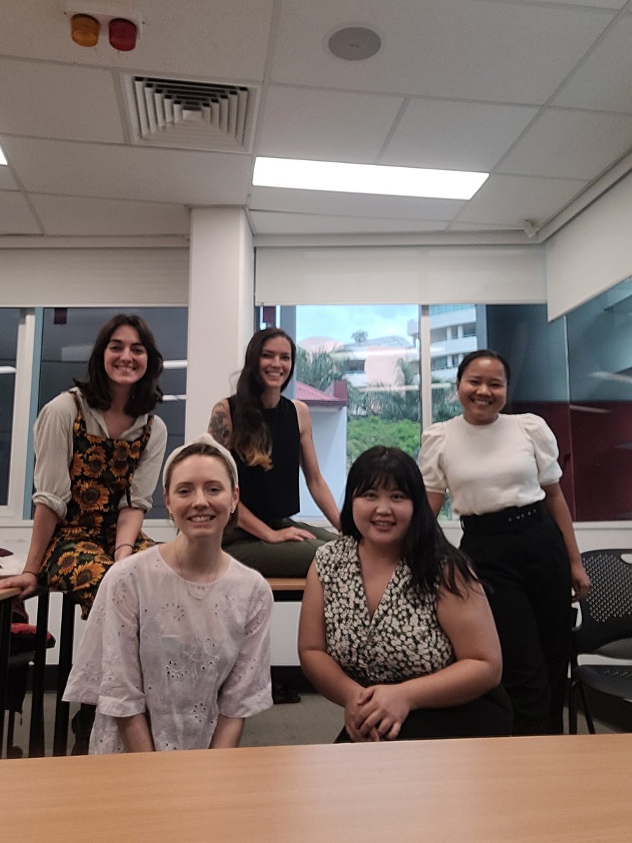 What a great way to spend a rainy day yesterday with @Griffith @GriffithGender1 PhDs sharing incredible groundbreaking research!! I feel smarter having been in the same room as @QueeniePVTomaro @e_imraypap @LexiGorton and Jess Je