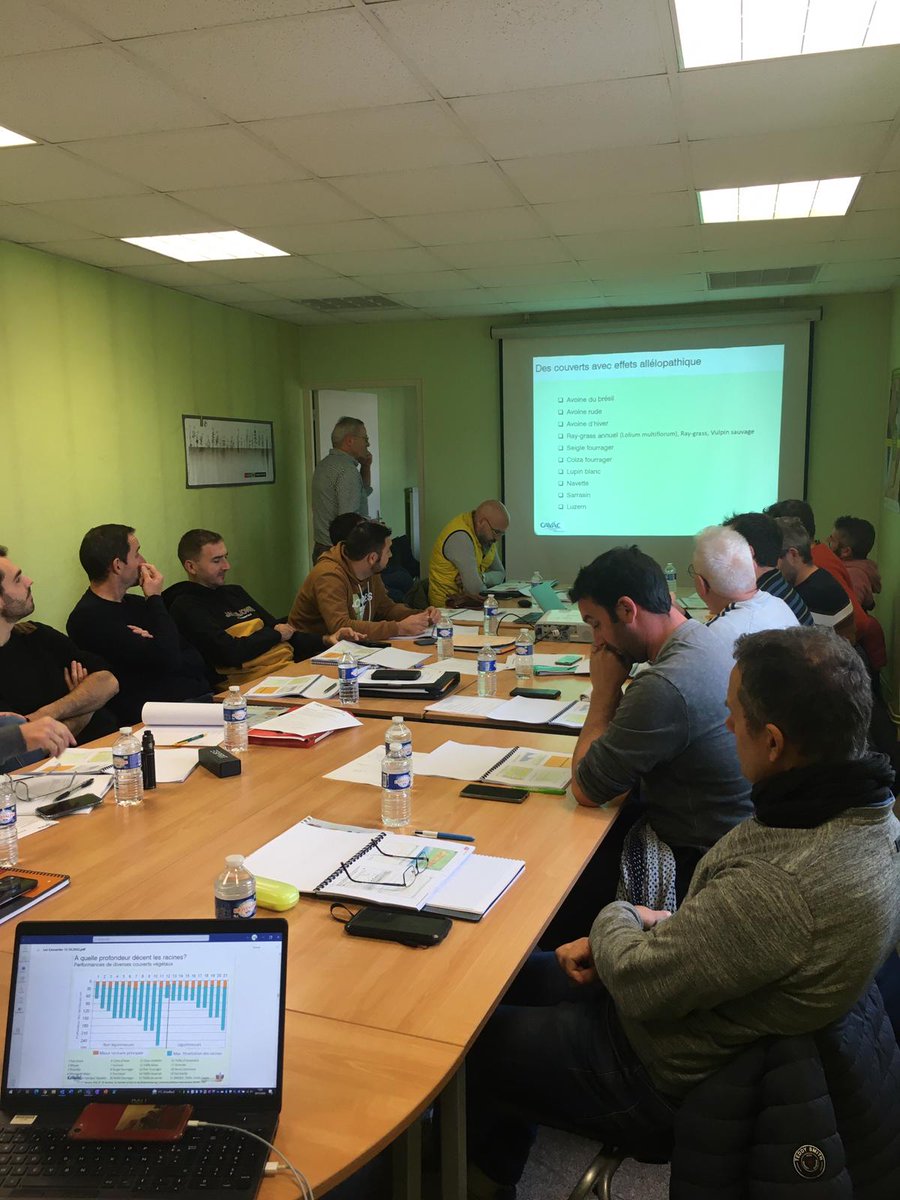 PrezeauJ's tweet photo. On remet le couvert avec @Gassler_SAS pour le deuxième groupe de producteurs #bio @CAVAC_ https://t.co/6H32edI8Cj