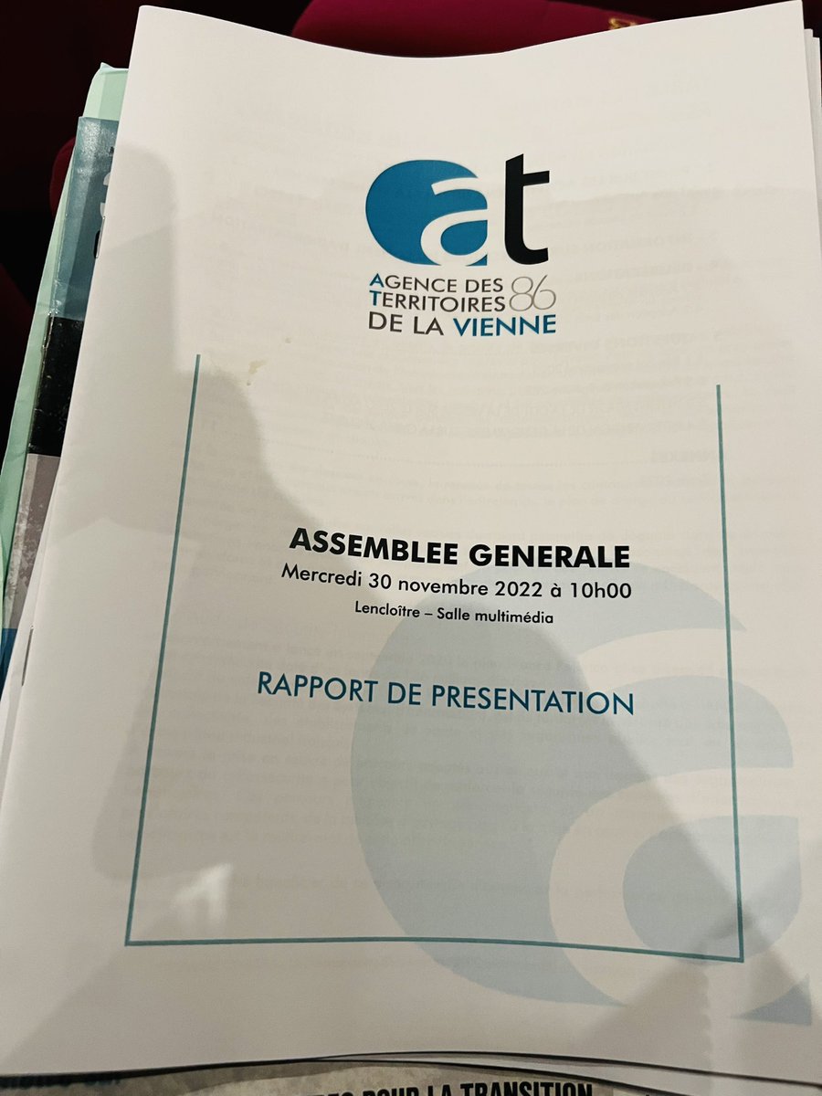 cyrilcibert's tweet photo. Présent ce matin à l’Assemblée Générale de l’Agence des Territoires de la Vienne #AT86 @departement86 @Maires_Ruraux https://t.co/GpoU469X8x