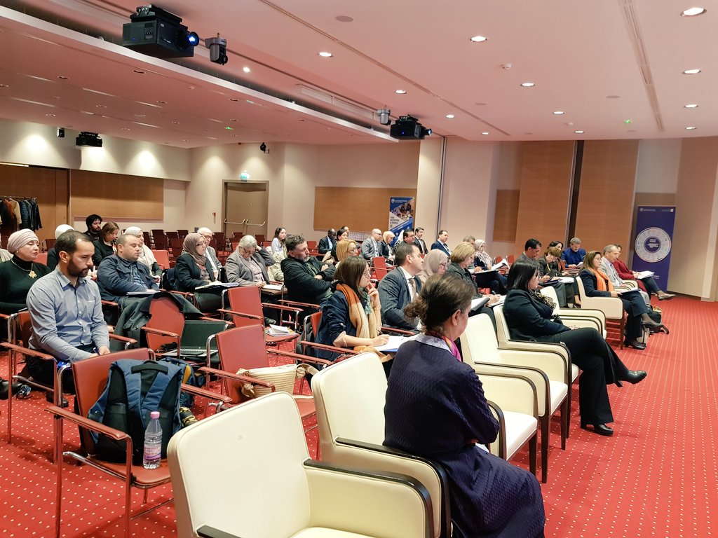FAOAlgerie's tweet photo. Première rencontre organisée par @FAOAlgerie sur la coopération Sud-Sud afin de discuter des opportunités de collaboration et partage de savoir-faire avec les ministères, MAE, MADR, MEER, MPRH, MC, MI, Agence de coopération internationale, Nations Unies et ambassades.
 
#SDGs https://t.co/0WUBDUVvgL