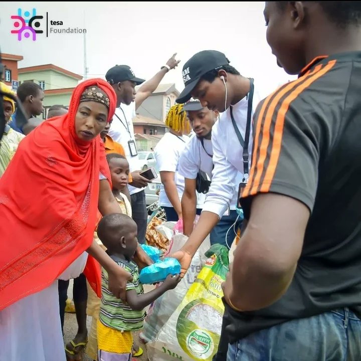TesaFoundation's tweet photo. Describing them food is depriving them of their future 👫
Sponsor a meal to save a life👪
Sharing a meal is spreading happiness 😆
Fighting child hunger with generosity ❣️
We can't help everyone,but everyone can help someone👌
#MAMA2022 #SpotifyWrapped #FIFAWorldCupQatar2022 https://t.co/C8jI7cAi0b