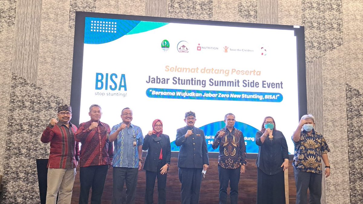 1/2 To accelerate stunting reduction in #Indonesia, stunting task force reps from 27 districts in West Java, CSO, business sector gathered at the West Java Stunting Summit Side Event organized by BISA program’s leads - <a href="/NutritionIntl/">Nutrition International</a> <a href="/SaveChildren_ID/">Save the Children Indonesia</a> &amp; <a href="/bappedajabar/">Bappeda Jabar</a>