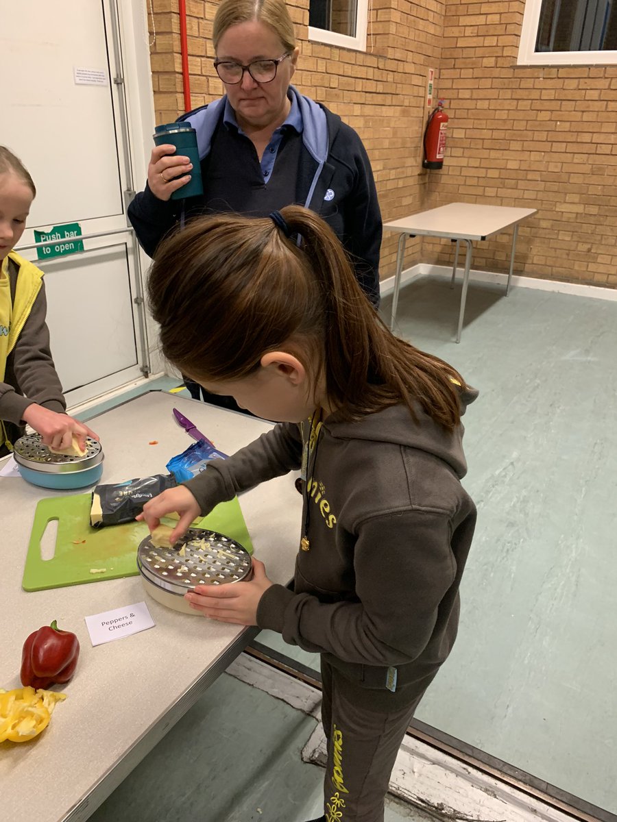 2ndWhickham's tweet photo. You let them loose with knives???? Some people think the Owls have lost the plot when letting the Brownies chop all of the veg for our fajitas but we know never to underestimate them! Fab listening skills, concentration and sensible use of equipment meant we had no injuries! https://t.co/YA81Im66M2