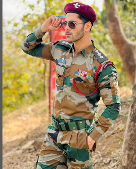 simbanagpalking's tweet photo. So it's time to say our final goodbye to #naagin6 💃😍
Will miss #SimbaNagpal both character #RishabhGujral &amp; #ShaktiGujral 🥺
You deserve big then this our boy😌🔥 https://t.co/k5Dh8kLfoD