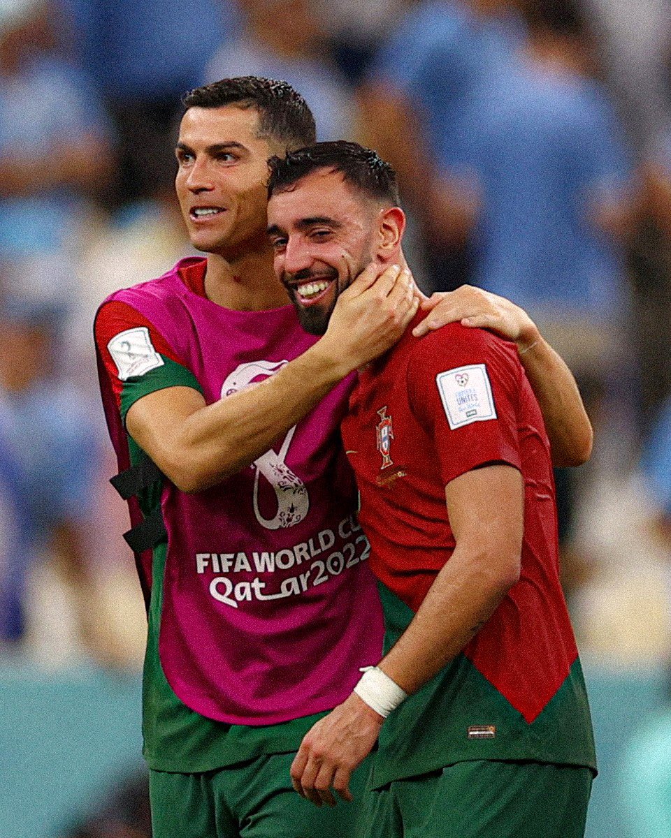 Fernandes struggling under Ten Hag

Utd fans : It's because of Ronaldo. 

Fernandes having his best form at WC playing alongside Ronaldo

Utd fans: tEn haG is cOoKing