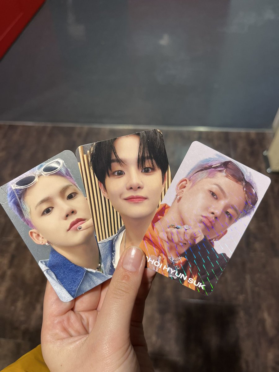 woojin_ab6's tweet photo. treasure トレカ 交換 タワレコ

譲  Cver. ヒョンソク、ジフン
      タワレコ特典  ヒョンソク

求  Cver. ヨシ、ジュンギュ
      タワレコ特典  ハルト

1月3日 さいたまスーパーアリーナで手渡し希望です。 https://t.co/MZ1erZUsCV