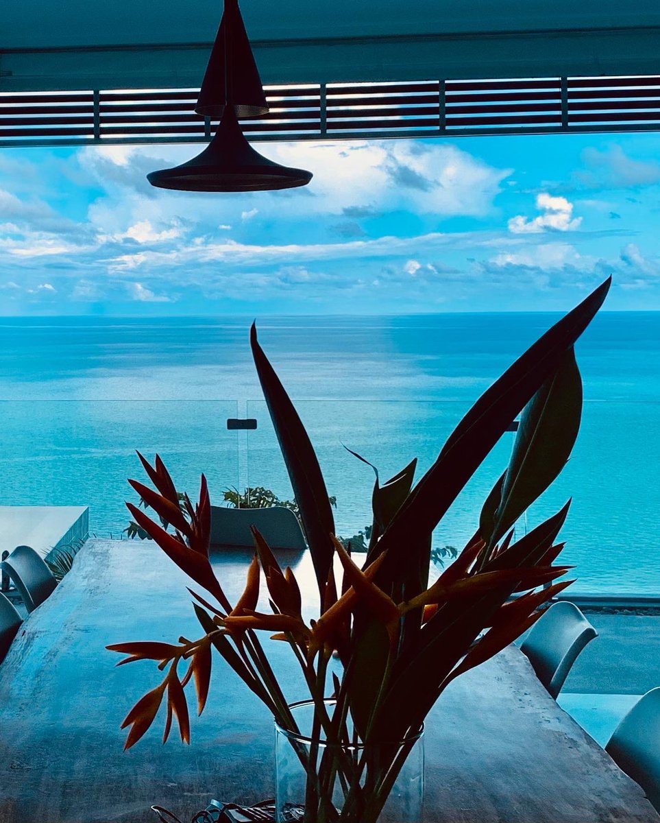 Goodbye November, you’ve been beautiful #novemberblues #limitedavailability #luxuryvilla #infiniteviews #kohsamui #thailand