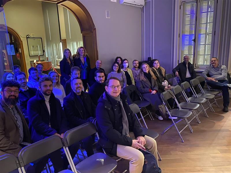 efp_bxl's tweet photo. Qu'en est-il de la transition digitale dans l'enseignement et la formation professionnelle ? 🤔

Dans le cadre du projet Citizen 2.1, nos équipes de l'EFP-BXL et du Sfpme se sont rendues à Belgrade à l'Institut za moderno obrazovanje que nous remercions pour l'accueil ! 🙏 https://t.co/I5vRlXypW3