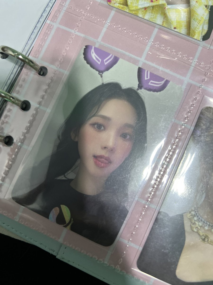 yukirevu's tweet photo. β #fromwinter
hellaur fren @ireneprio, karina finally arrived! tysm for helping me claim this pretty pc!! π«Ά https://t.co/ZXo1EkrGJT