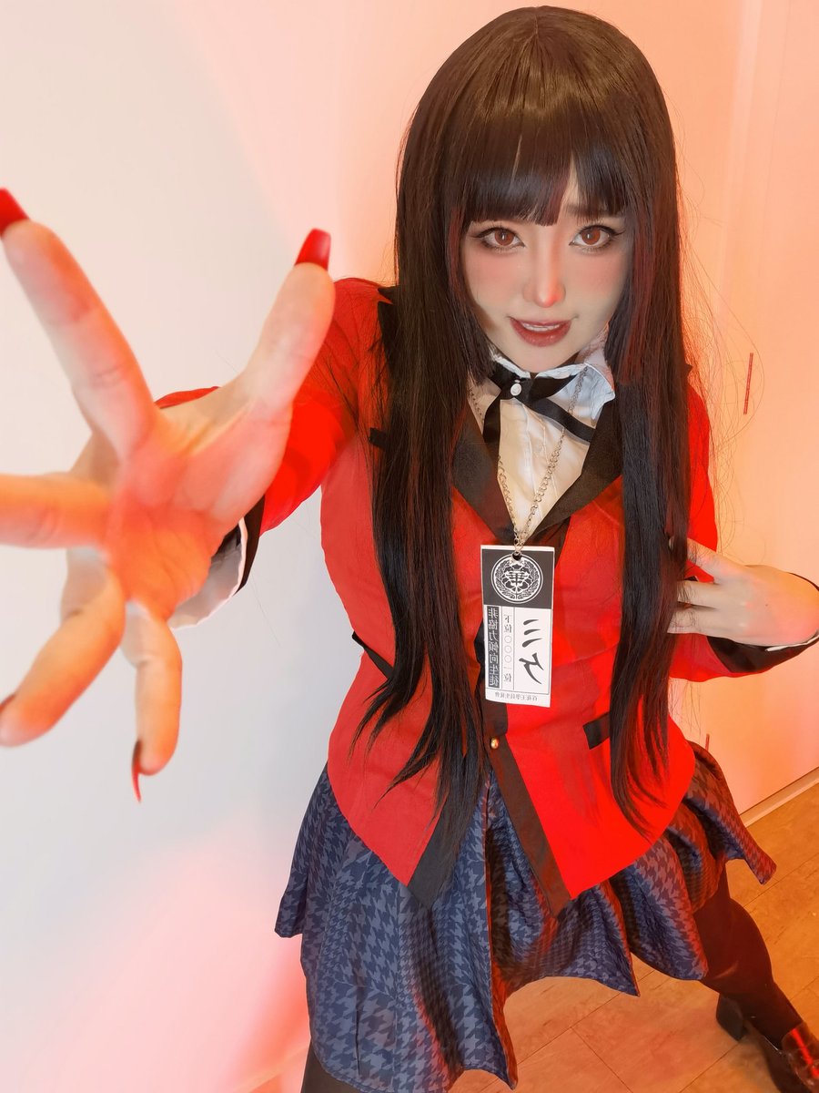 Come and bet with me🎲🎲🎲!

＃cos #jabamiyumeko #賭ケグルイ #狂赌之渊 ＃蛇喰梦子 #じゃばみ ゆめこ https://t.co/GzsHo37cL3
