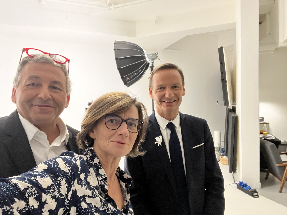 agnesfirmin's tweet photo. Très bel échange ce matin au #BIGBANG @Le_Figaro aux côtés @VermeschP_SML et @AntoineTesniere sur les déserts médicaux et place du numérique . https://t.co/rMFP1INgzH