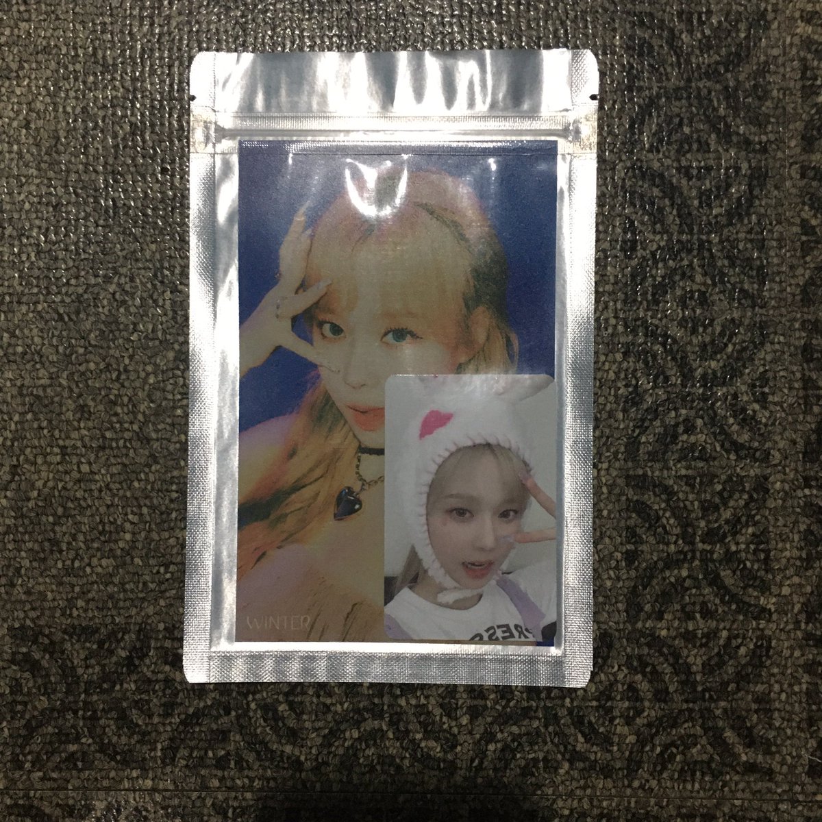 winterprio's tweet photo. wts lfb ph only 

onhand winter bunny aespa girls md 

- 700 
- can do res https://t.co/RTVU2HWvfm