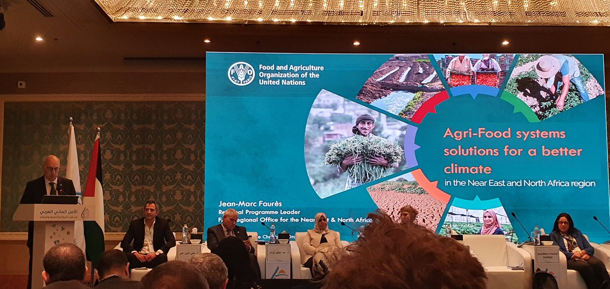 DVallee32's tweet photo. Global food systems have to produce more but with less CO2 émissions. Agriculture can contribute to mitigation  and innovation (ex  hydroponic feed, drought adapted crops, actions along value chain..). Says @JeanMarcFaures , @FAOinNENA_EN,  #4ArabWaterConference https://t.co/GHGnGaU11w
