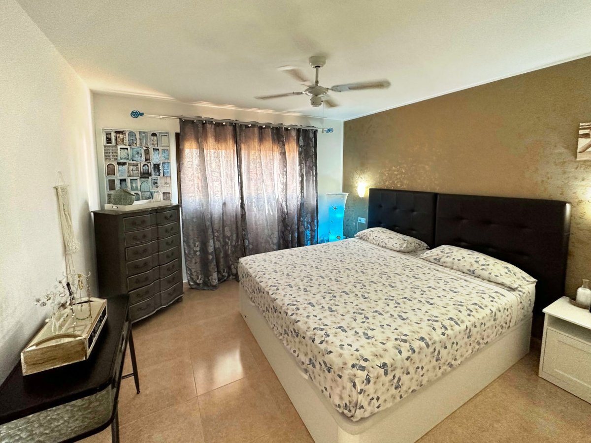 Ref. VFN098 - Apartamento reformado a la venta en #Corralejo #Fuerteventura Oasis Papagayo
50 m² | 1ª planta
Salón-comedor, terraza, cocina, 1 dormitorio doble y baño
#HomeCanarias #RealEstate #inmobiliaria
homecanarias.com/es/venta/pisos…