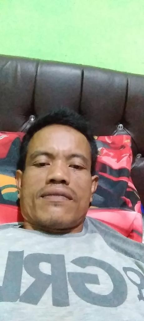 Yoyo72580186's tweet photo. Masih ada yg mau ga ya pengen ibu ibu☺️☺️☺️ https://t.co/CeK7j3G1XJ