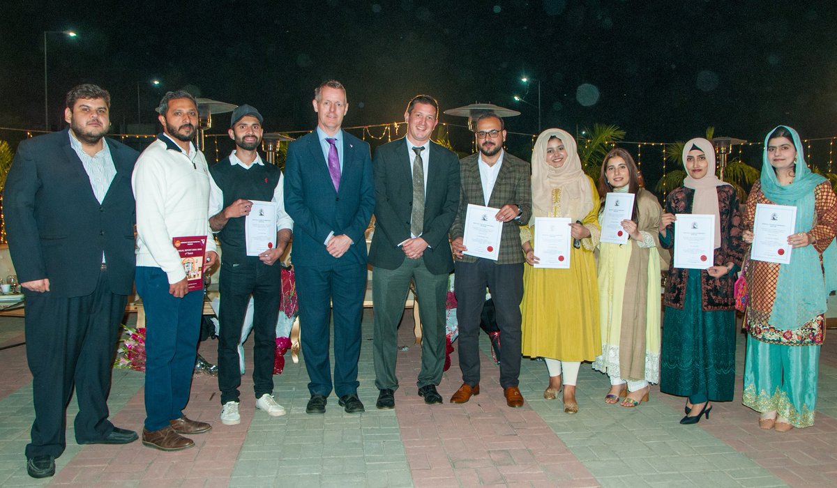 drasma01's tweet photo. Rcem visit to Pakistan.
#emfp #Emfpbatch2 #EmPakistan
@Asim_EMconsult @RCEMpresident
@mariammukhtar14 @avegirlnextdoor https://t.co/wikZpHuQFL